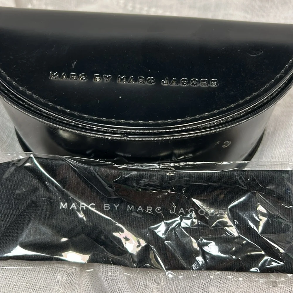 Marc Jacobs MMJ005 gradient shield style sunglasses with case